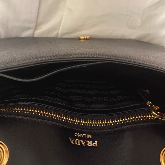Authentic Prada Saffiano Leather - Picture 8 of 10